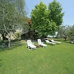 דירה Mit Blick Auf Den Gardasee By Interhome