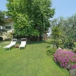 Mit Blick Auf Den Gardasee By Interhome דירה פואניאגו